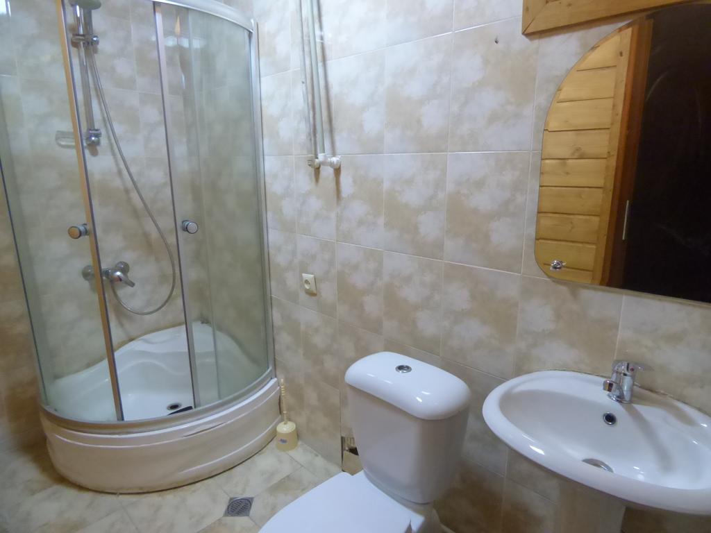 Hotel Hatsvali Mestia Kültér fotó